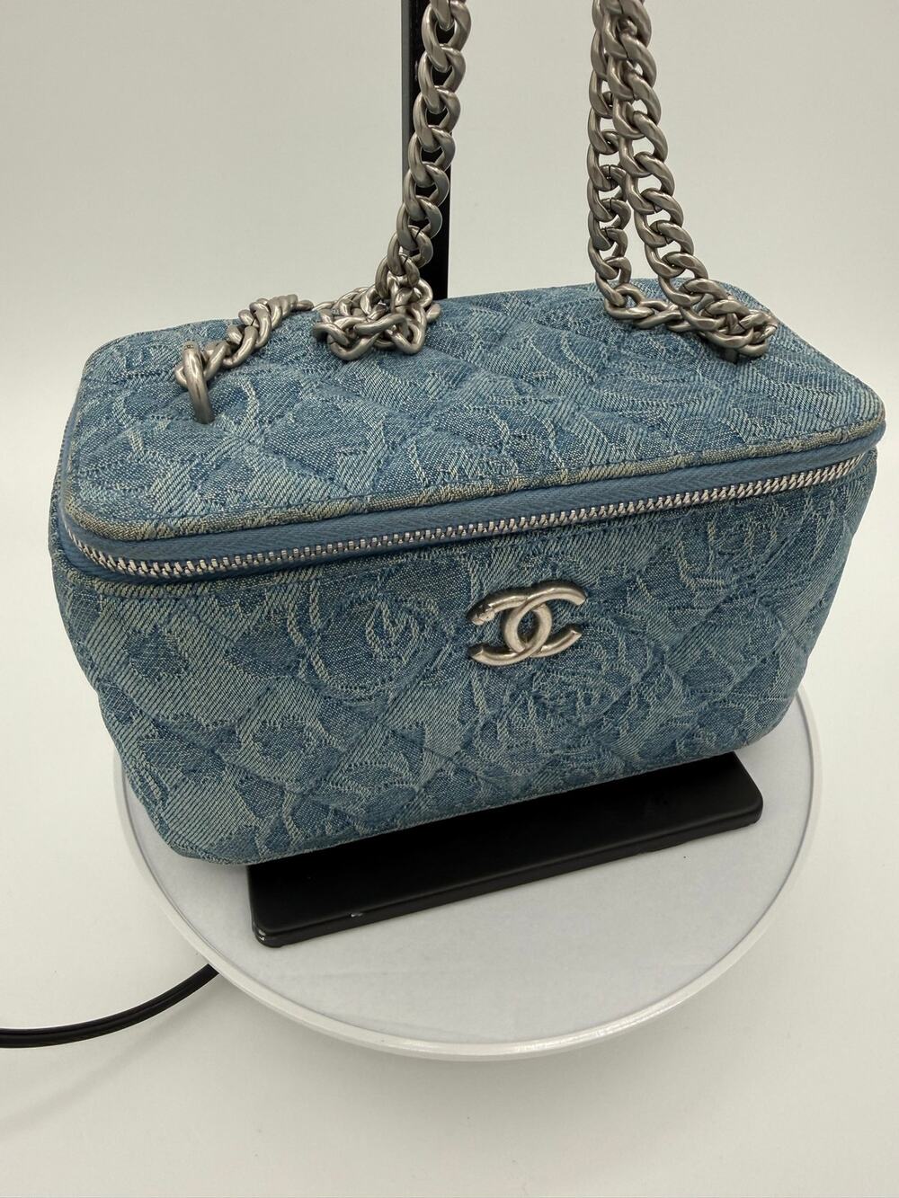 Chanel Camellia Denim Small Sweetheart